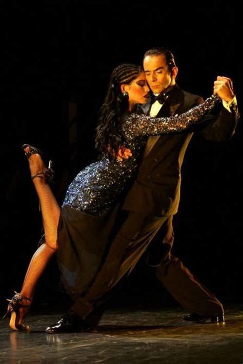Forever Tango Ballroom Dance Lessons Salsadancelessons Tango Tango Dancers Ballroom Tango