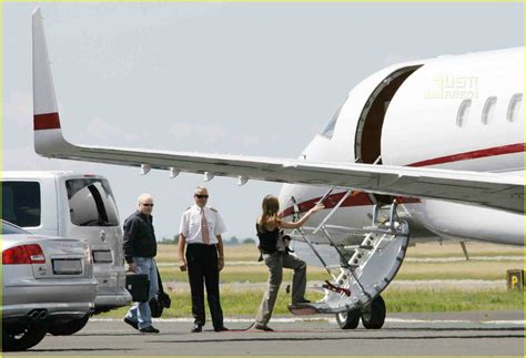 The Jolie Pitts Private Jet Part Deux Photo 494381 Angelina