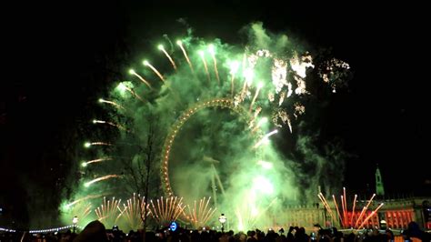 London New Years Eve Fireworks Youtube