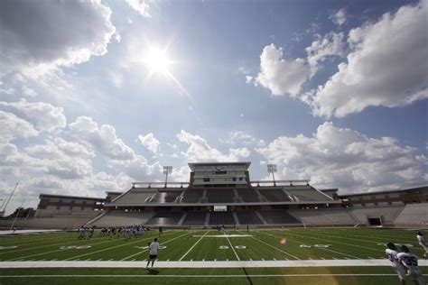 60 Million Texas High School Stadium Deemed Unsafe For Football Nbc News