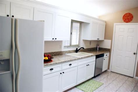 The satin appearance of they offer a wide variety of clear coats and paints. Insl-X Cabinet Coat 1 gal. Kit Includes White Trim and ...