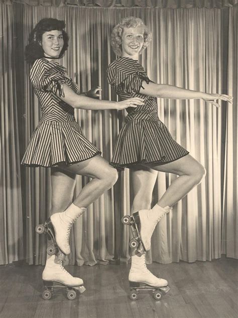 30 Interesting Vintage Photos Of Roller Skating Girls From The Mid 20th