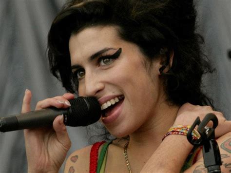 Amy Winehouse Exhibition To Open At Grammy Museum Express And Star