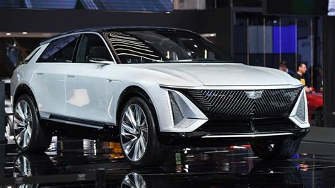 Cadillac All Electric Lyriq Suv Previews Environmentally Sustainable Future
