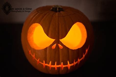 Old timer knives such as our traditional folders, fixed blades and the copperhead series are designed to serve your every day need, yet built for generations. I carved Jack the Pumpkin King for my 2 year old son. | Jack the pumpkin king, Jack skellington ...