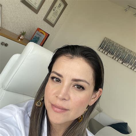 Dra Eva Del Carmen Puga Flores Otorrinolaringología Tepic