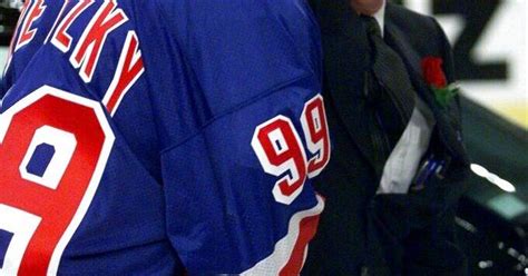Walter Gretzky Father Of Nhl Star Wayne Gretzky Dies At 82 Sports