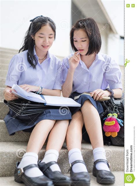 Écolières Japonaises Nues Filles Nues Et Leurs Chattes