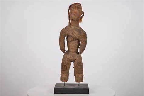 Mummy Wrapped And Encrusted African Statue Discover African Art