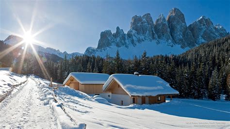 Val Di Funes Dolomites South Tyrol Italy Winter 2k Wallpaper
