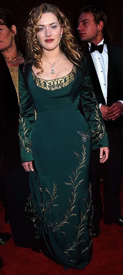 Kate Winslet Reflects On Amazing Titanic Oscars Dress