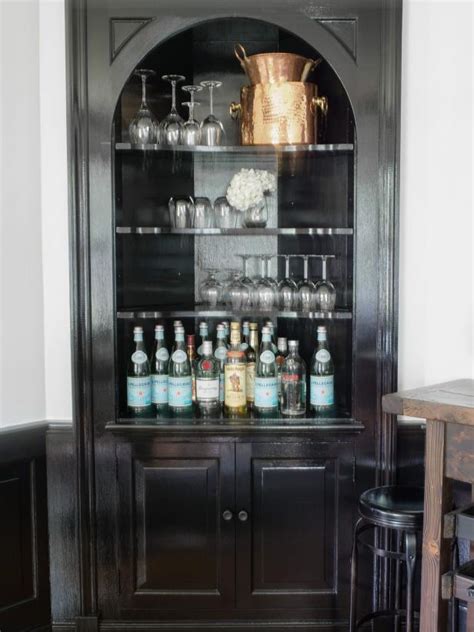 Cast a glance at the ideas showcased below and leave your valuable feedback in the comment section below. 5 Small Space-Friendly Home Bar Ideas | HGTV's Decorating ...