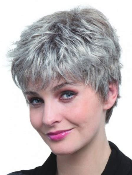 Short Grey Straight Women Wigs With Bangs