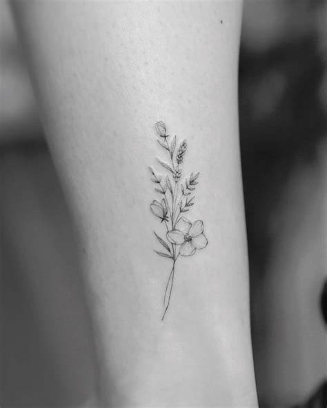 Elegant Fine Line Flower Tattoos Ideas 45 Photos Tattoo Joker