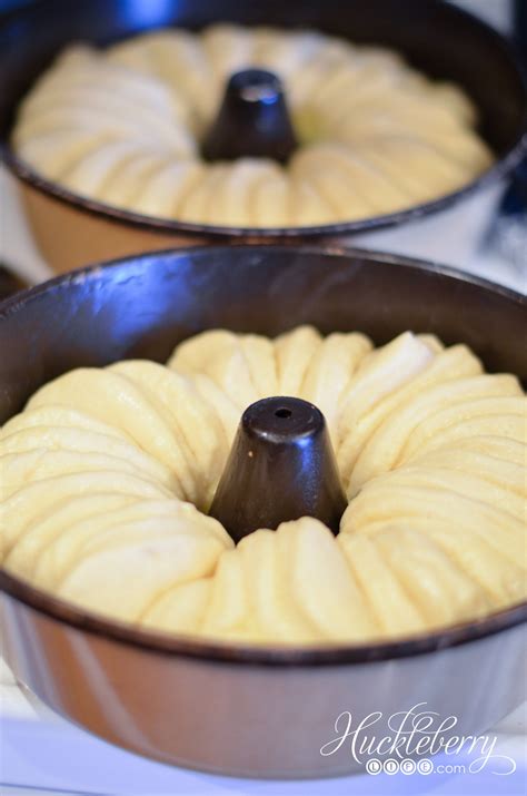 This gluten gives bread the right structure and texture. Grandma Coco's Monkey Bread | Recipe in 2020 | Monkey bread, Bread recipes homemade, Yummy food ...