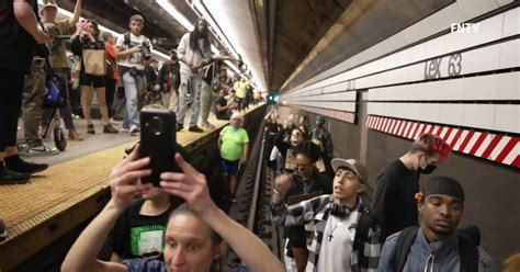 Nyc Subway Chokehold Death Case To Be Presented To Grand Jury Flipboard
