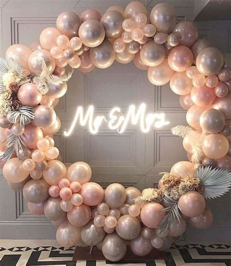 Wedding Balloon Decorations | Arabia Weddings