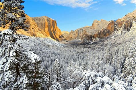 48 Yosemite Screensavers And Wallpaper Wallpapersafari