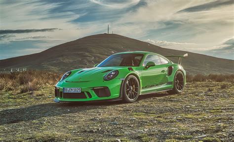 In malaysia, porsche has discontinued the porsche 911 gt3 rs and this cars variant is out of production. 2021 Porsche 911 GT3 / GT3 RS Reviews | Porsche 911 GT3 ...