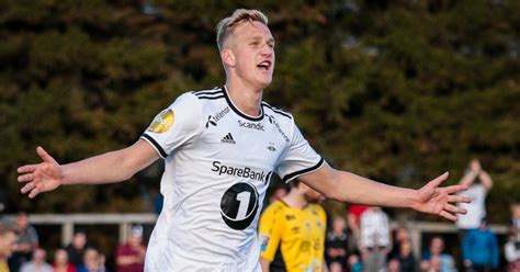 200 mil €* 10/01/2000 en oslo, noruega. Botheim ble matchvinner / Rosenborg