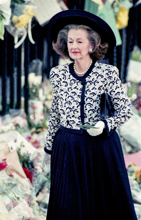 See more ideas about diana funeral, princess diana funeral, princess diana. Princess Diana Funeral Queen Mother - Article Blog