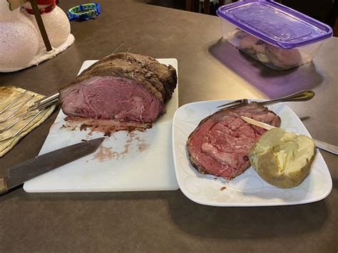 A tender, juicy prime rib roast is the perfect christmas dinner centerpiece. HOMEMADE Christmas prime rib. : food