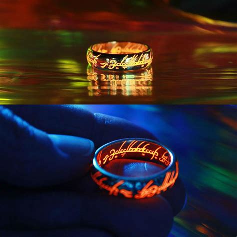 This Lord Of The Rings One Ring Actually Glows In The Dark Laptrinhx
