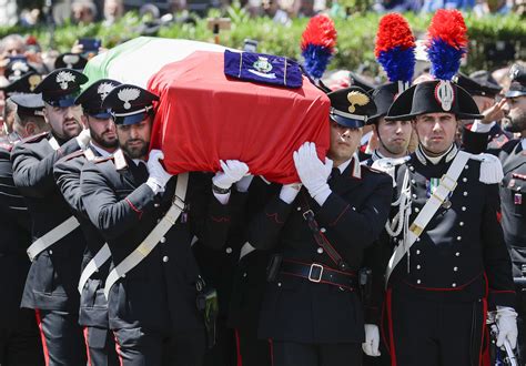 Le Foto Del Funerale Del Carabiniere Ucciso A Roma Il Post