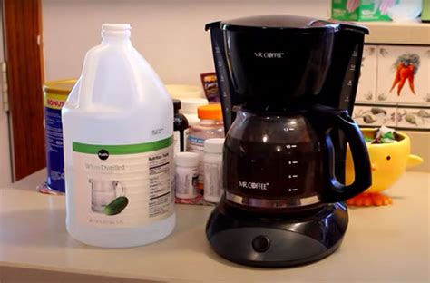 How To Clean Coffee Maker With Apple Cider Vinegar In 5 Simple Steps