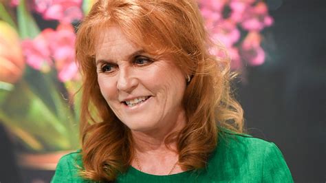 Sarah Duchess Of York Glows In A Gorgeous Green Dress And Wait Till