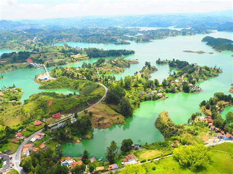 A Day At The Lovely Lakes Of Guatapé Colombia The Tiny Travelogue