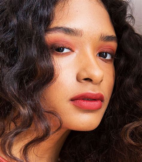 5 Fall Makeup Trends For 2017