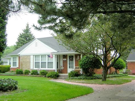 14765 Fifteen Mile Rd, Sterling Heights, MI 48312 | MLS #50113847 | Zillow