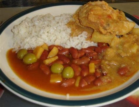 ♦ olives are also usually added to puerto rican rice and beans. Ramblings: Never Mess with a Woman's Cooking!