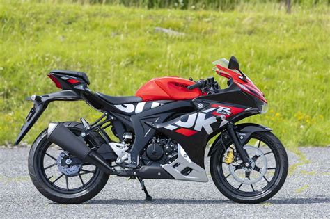 【アラ探し】原付二種125ccスポーツ『gsx R125』の2022モデルは買って後悔しないバイクか？【suzuki Gsx R125 ／試乗