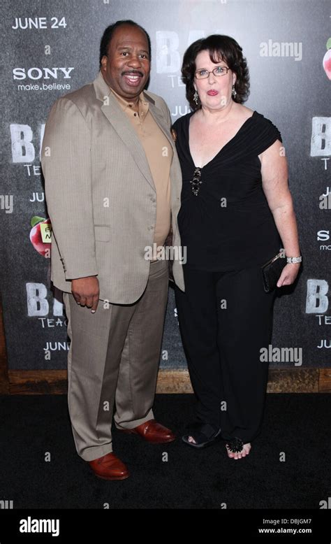 Leslie David Baker And Phyllis Smith World Premiere Of Bad Teacher