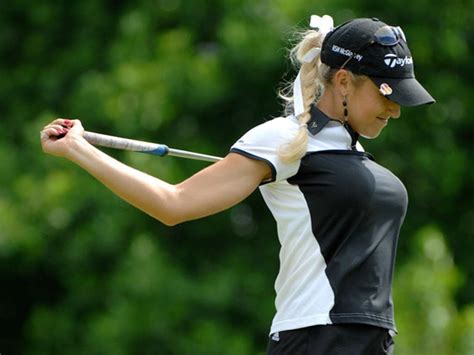 Natalie Gulbis The Lpga Hottie Female Golf Celebrities Golf Hotties