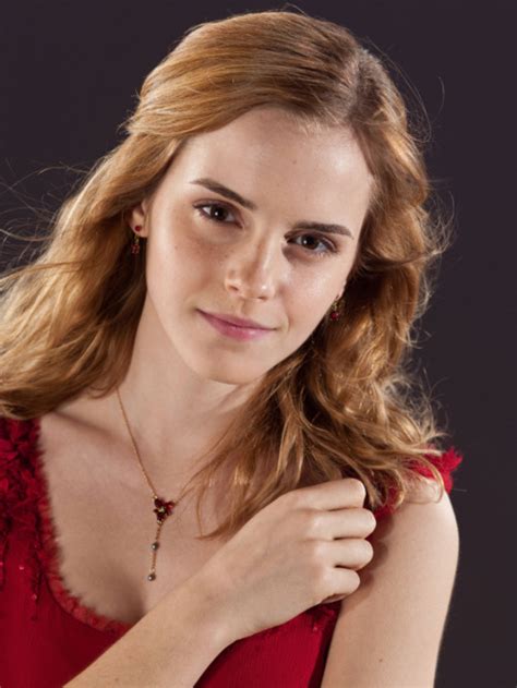 Emma Watson Updates Another Promotional Picture Of Emma Watson As Hermione Granger In Harry