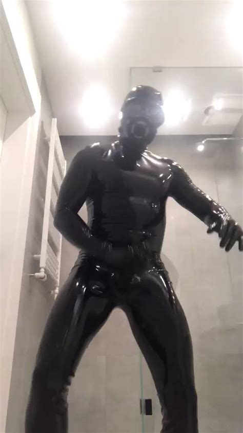 Rubberrubberpoland On Twitter Rubbergimp More On My Xtube Profile