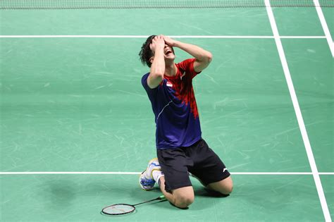 Loh Becomes First Singapore Player To Win Badminton World Championships