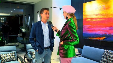 Born 28 april 1991) is a ukrainian politician, comedian, actor, and television presenter. Олександр Скічко розповів про медовий місяць і нову квартиру - YouTube