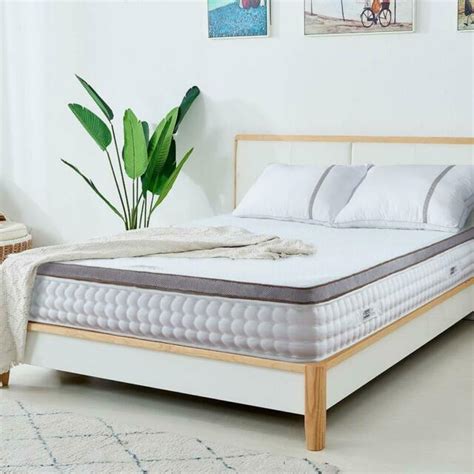 Check out our mattress pad guide before you buy something that will. BedStory 3 Inch Topper Gel Memory Foam Mattress Topper 3 ...