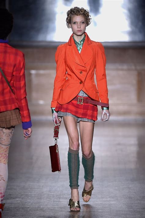 Vivienne Westwood Ready To Wear Fall Winter 2016 London Nowfashion