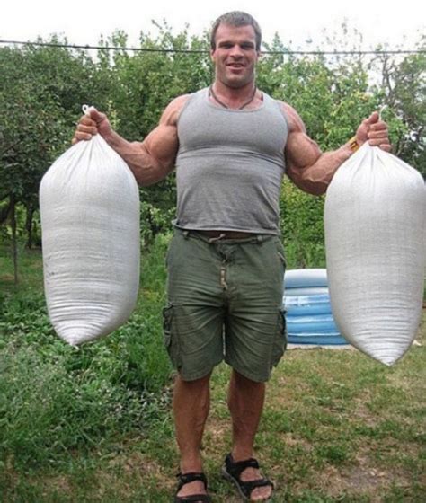 The Biggest Bicep Of Russia 48 Photos Klykercom
