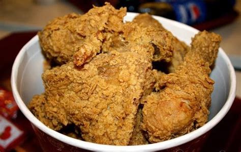 Selain rasanya yang enak dan rangup, ayam goreng juga senang dimasak dan disediakan. Peluang Usaha Ayam Goreng Ala KFC - Rumah No 48
