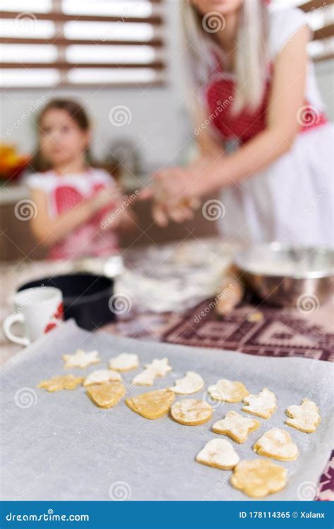 Girl Making Gingerbread Cookies Stock Image Image Of Happy Apron