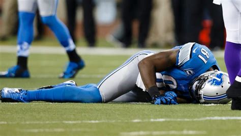 Calvin Johnson Says He Suffered A Concussion The Lions Say He Didn T