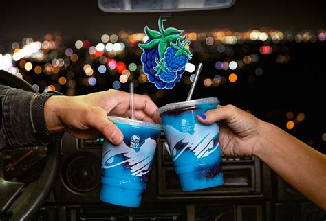 Taco Bells Midnight Berry Freeze Is Like A Galaxy In A Cup Popsugar Food