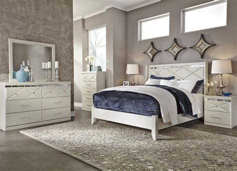 Vanities (17) jewelry armoires (10) desks (4) color or finish. Signature Design by Ashley Dreamur Queen Bedroom Group | Value City Furniture | Bedroom Groups