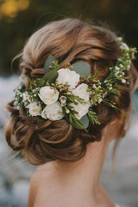 30 Mesmerizing Wedding Hairstyles With Flowers Parfum Flower Company